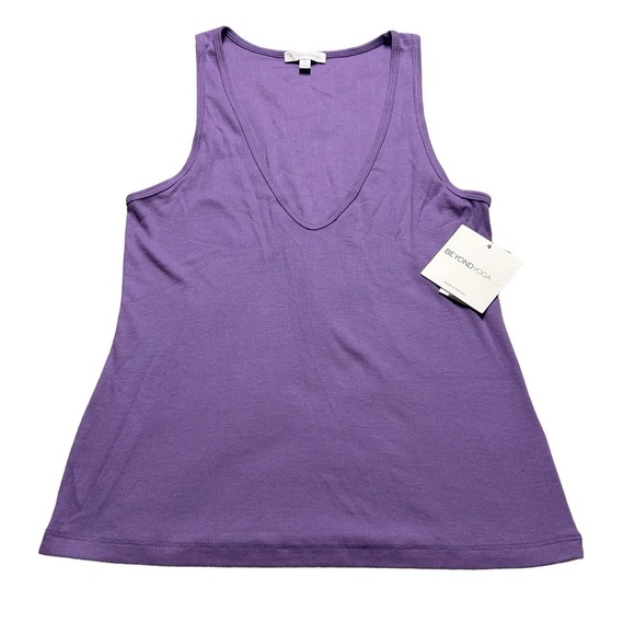 Beyond Yoga Tops - Women's Medium Beyond Yoga Take the Plunge V-Neck Tank Ribbed Lavender NWT